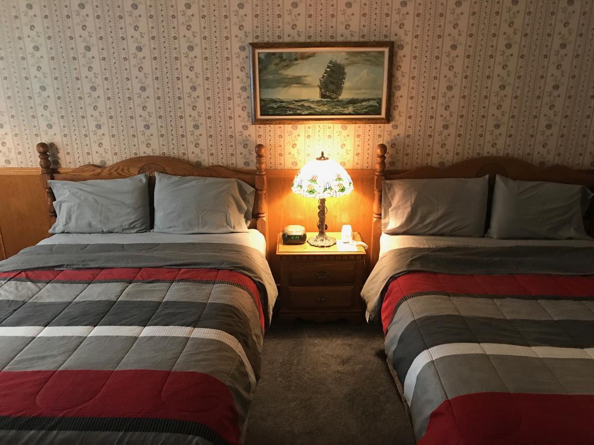 Captain's Cove Motel 3*